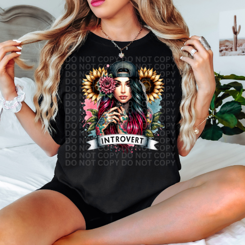 Introvert -Graphic Tee